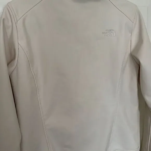 The North Face Jacket - Picture 5 of 7